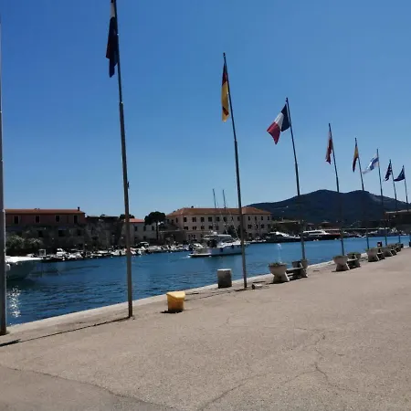 Un Mare Di 포르토페라이오